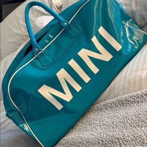 MINI  Cooper Patent Blue Duffle Gym Travel Overnight Bag Red Satin Interior